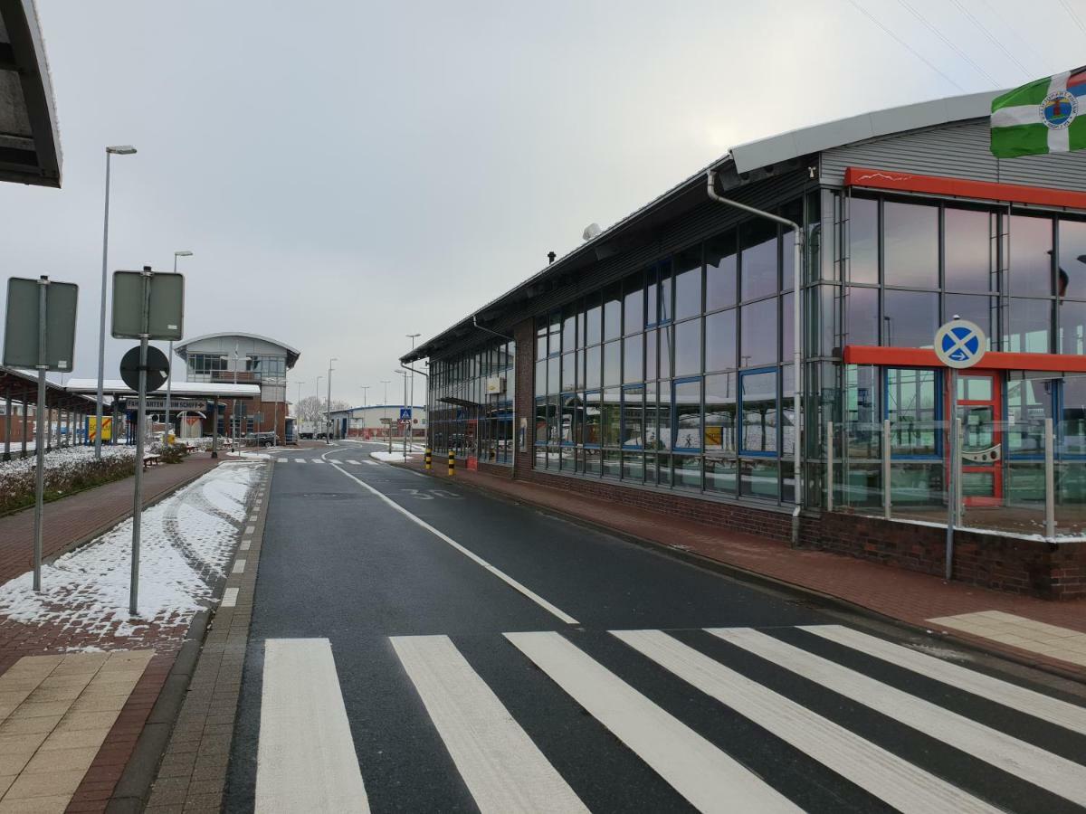 Ferienwohnung Helena Emden Bagian luar foto